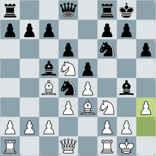 Weiß: Kg1, Dd1, Tf1, Ta1, Lc1, Lb5, Sc3, Sf3, a2, b2, c2, d2, e4, f2, g2, h2
      Schwarz: Ke8, Dd8, Ta8, Th8, Lc8, Lc5, Sc6, Sf6, a7, b7, c7, d7, e5, f7, g7, h7